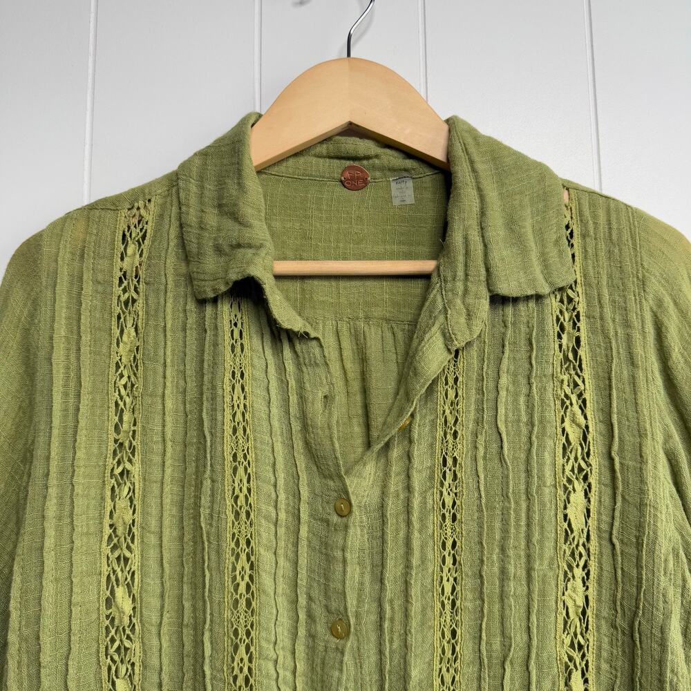 SOLD -D- Free People button-down shirt XS floral eyelet lace boho top cotton - Picture 7 of 10